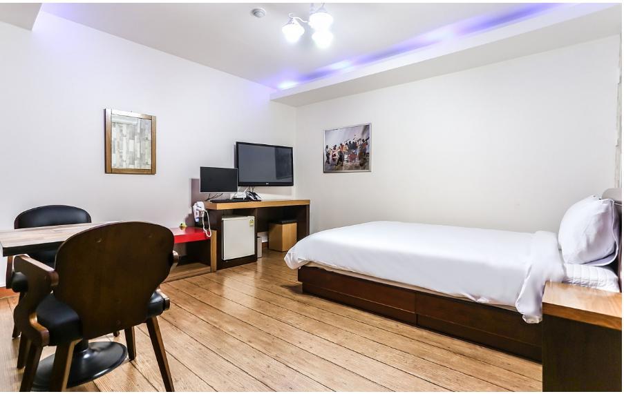 Crystal Motel Gangneung Eksteriør billede