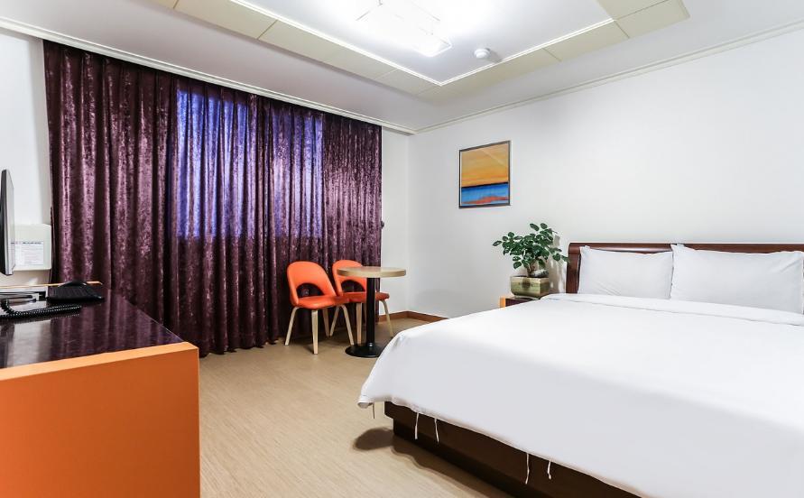 Crystal Motel Gangneung Eksteriør billede